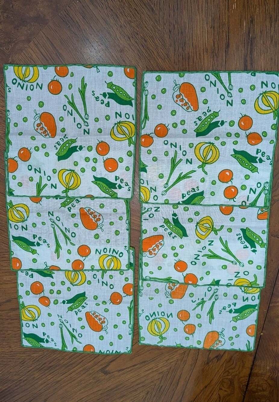 Vtg Mid Century Retro Vegetable Cloth Napkins Set of 6 Peas Onion Tomato MCM
